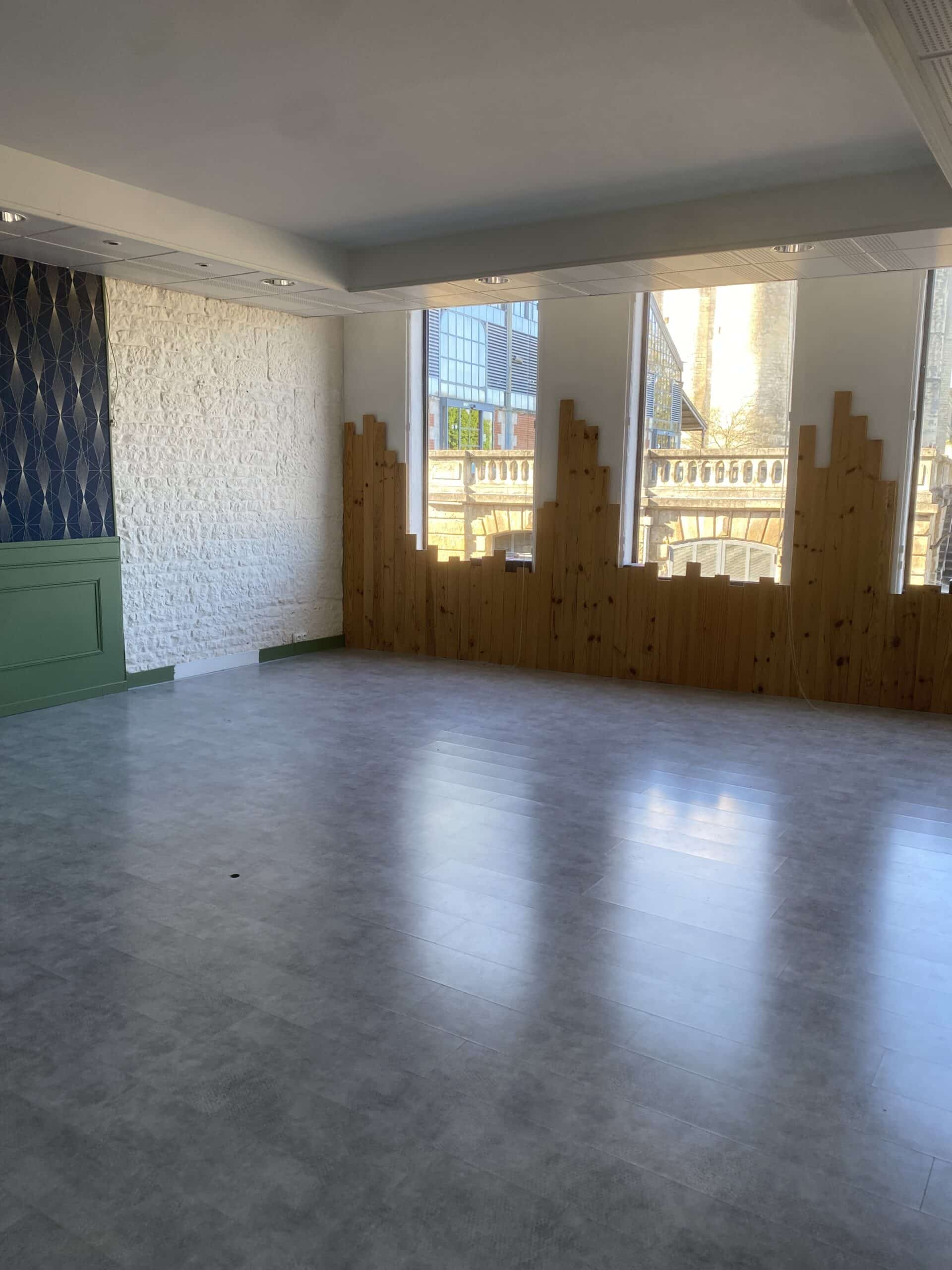 salle à l'étage de l'épicerie 1